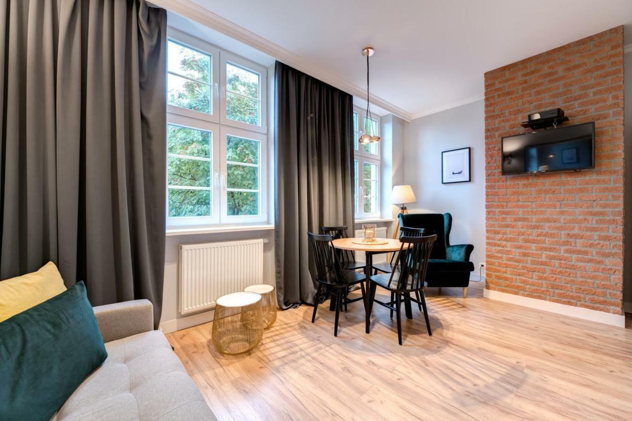 Dom & House - Apartments Old Town Ogarna Gdansk Bagian luar foto