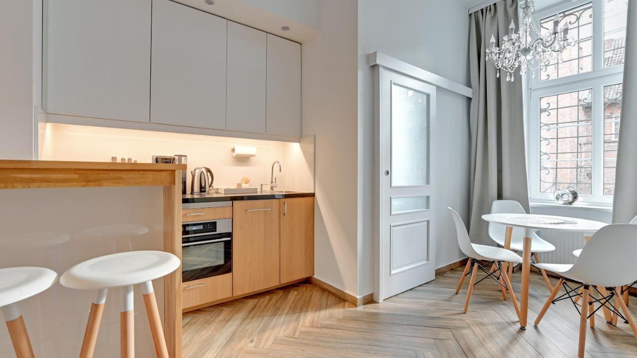 Dom & House - Apartments Old Town Ogarna Gdansk Bagian luar foto